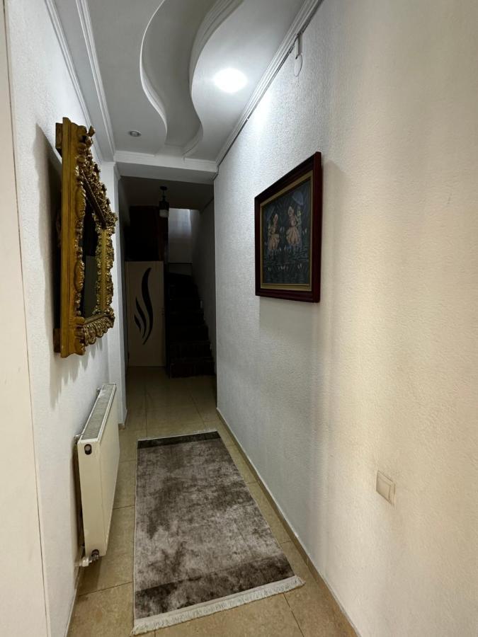 Hôtel Lucas à Tbilissi Extérieur photo