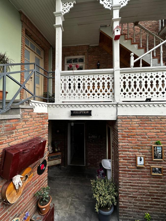 Hôtel Lucas à Tbilissi Extérieur photo