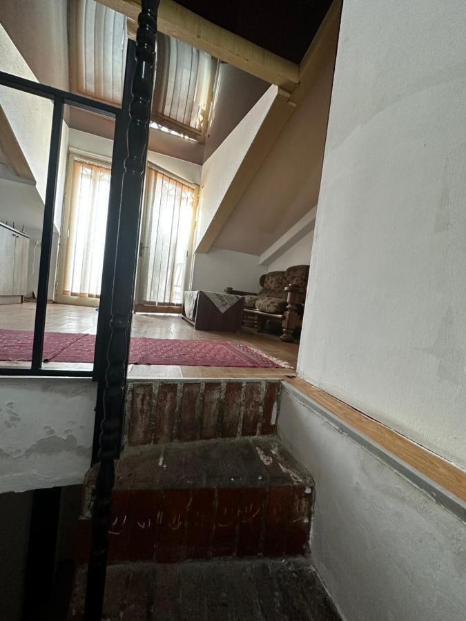 Hôtel Lucas à Tbilissi Extérieur photo
